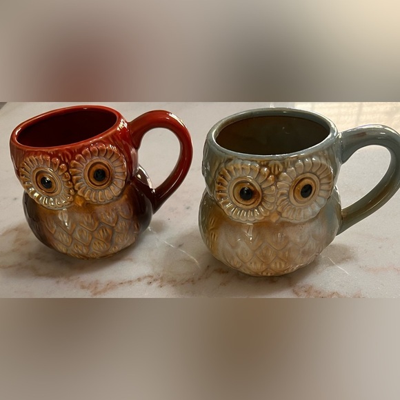 Owl Shaped Ceramic Mugs Set Of 2 In Red And Green Earthtones - Picture 2 of 5